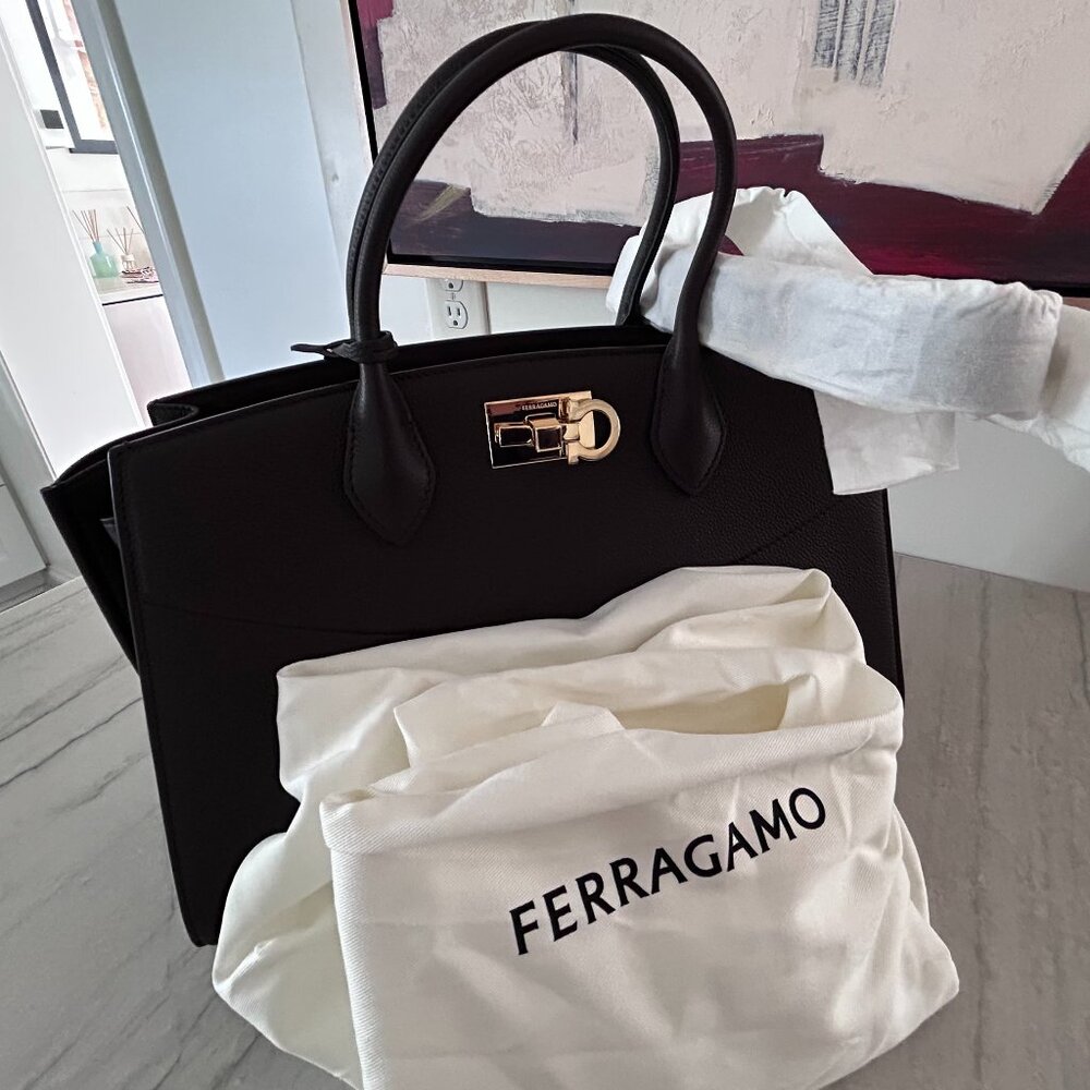 NWT Ferragamo Large Studio Soft Bag